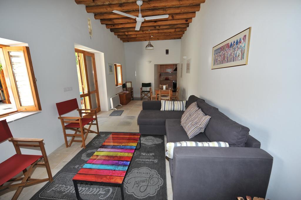 Annis House Hotel Lefkara Bagian luar foto